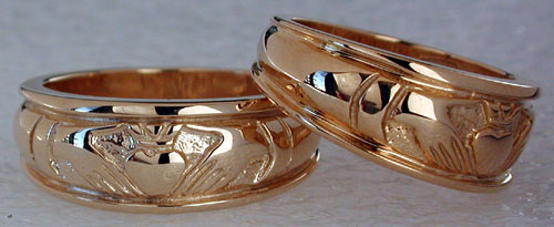 taper to back on Claddagh wedding rings