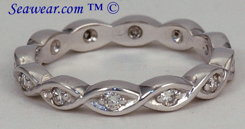 14kt white gold Celtic twist band with diamonds