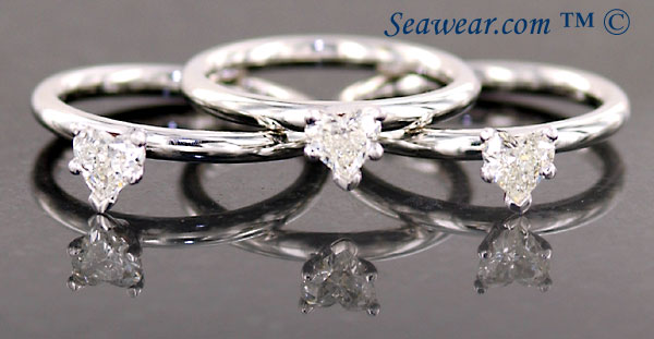 VS heart diamond solitaire engagement rings