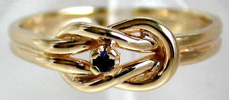 Ideal lovers knot... mount
