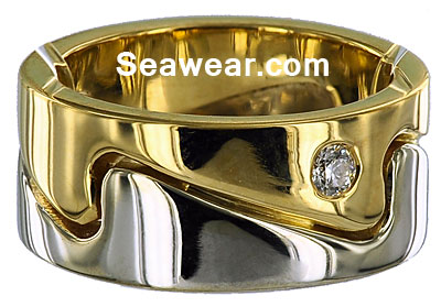 yellow and white gold wave ring with diamond