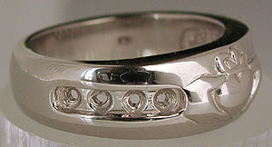 white gold diamond setting