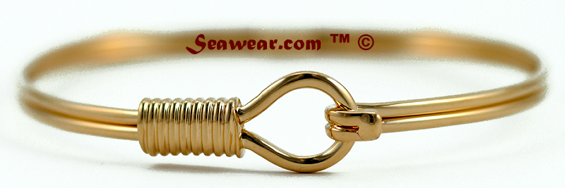 https://www.seawear.com/images/bracelets/pelican-hook-gold~103a.jpg