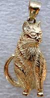 fat cat with great detail in 14kt gold jewelry necklace