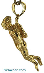 3D double tank diver 14kt gold