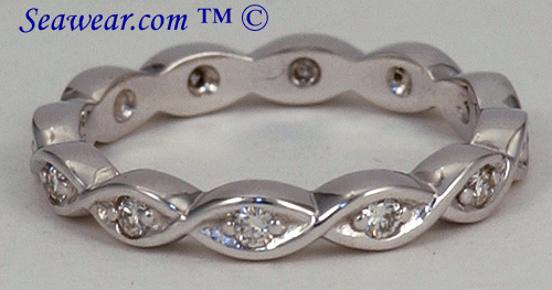 14kt white gold Celtic twist band with diamonds