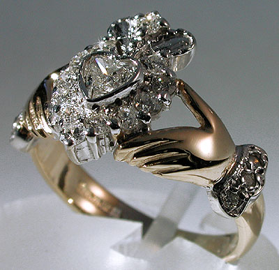 14l diamond Claddagh engagement ring