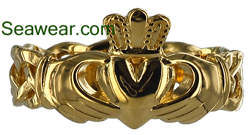 Celtic knot Claddagh ring