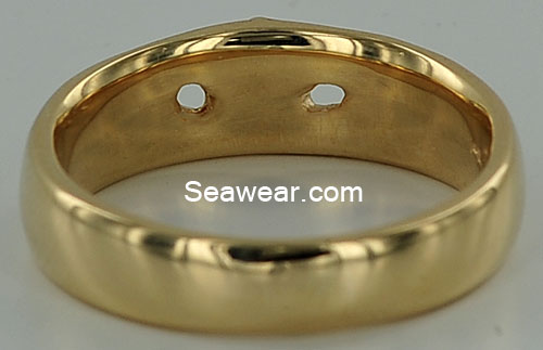 Claddagh wedding band