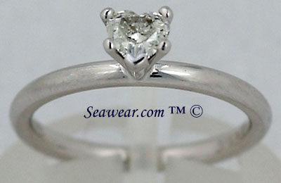 VS diamond heart shaped Claddagh engagement ring
