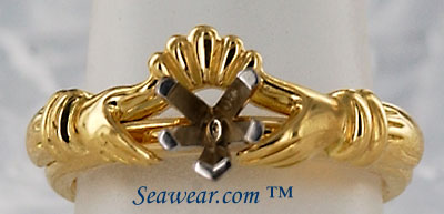 18kt Claddagh wedding set