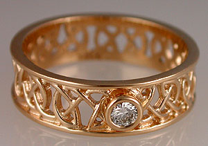 view showing depth of diamond bezel