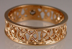 view showing underneath diamond