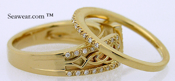 Celtic knot wedding ring set