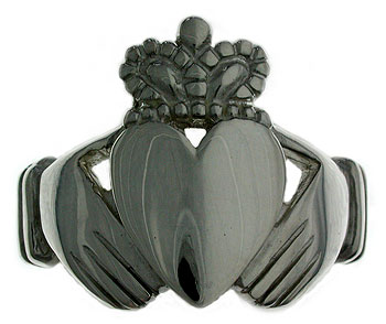 large mans Claddagh ring