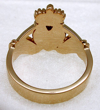 underside of gold Claddagh ring