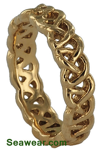 Celtic love knot wedding band