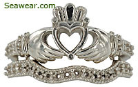 Claddagh wedding set