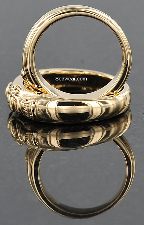 Claddagh wedding bands