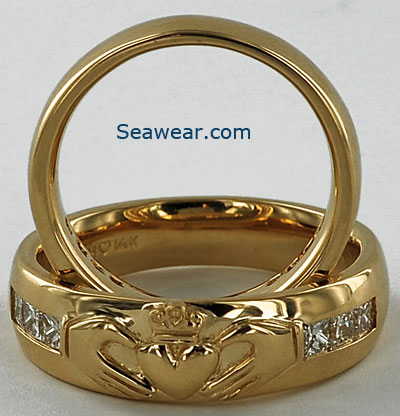 gold Claddagh wedding band set