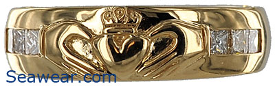 men's gold Claddagh wedding band