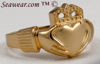 14kt Claddagh ring with satin finished heart