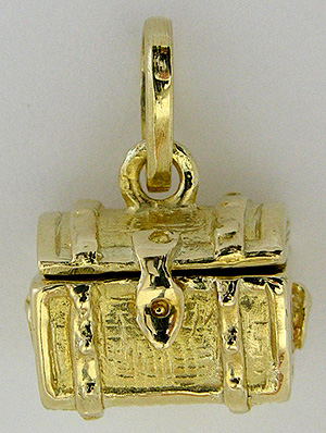 14k opening treasure ches charm