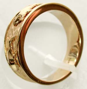 yellow gold triple tuna ring